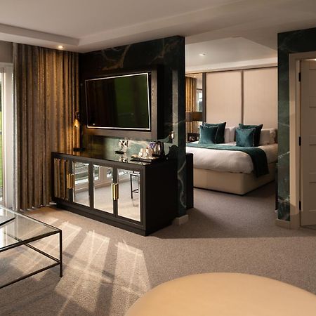 Radstone Hotel Larkhall  Buitenkant foto