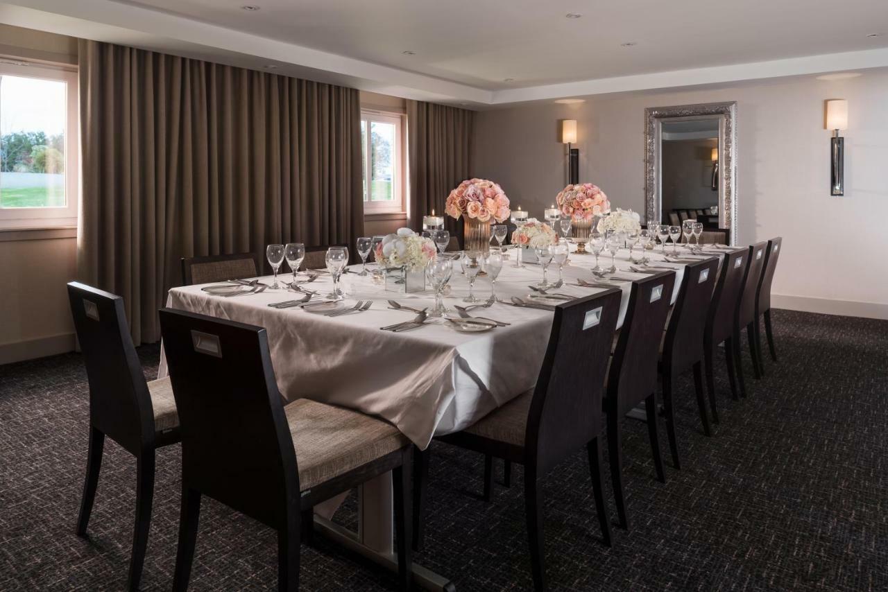 Radstone Hotel Larkhall  Buitenkant foto